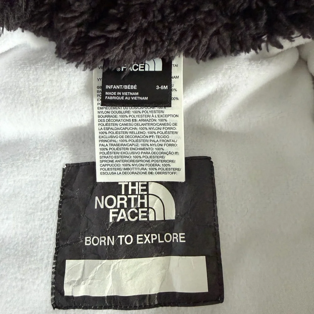 The North Face Baby Thermoball One Piece Infants' snowsuit black and white print